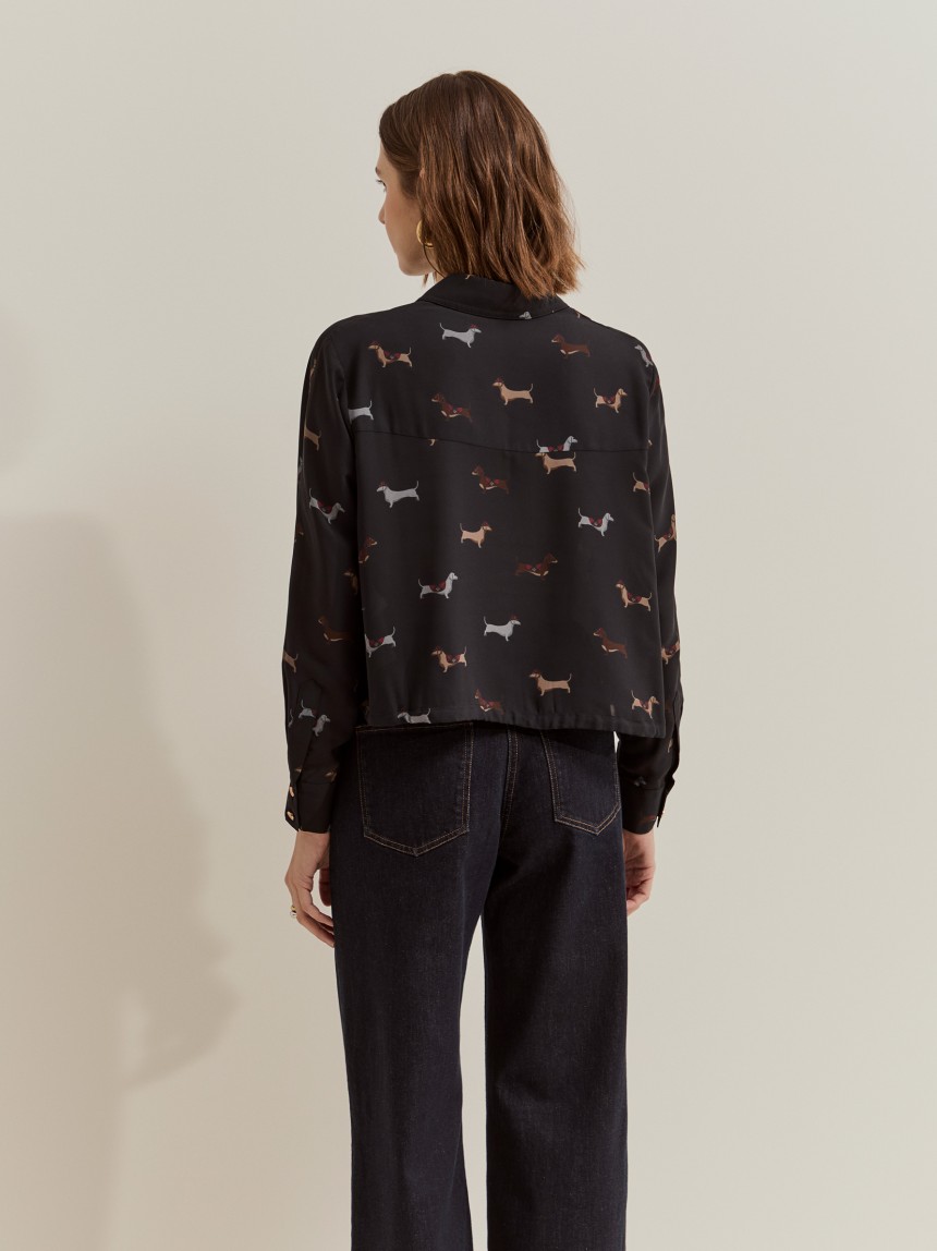 Camisa curta com c�es