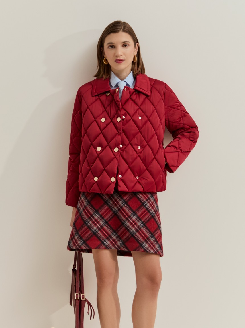 Short quilted jacket