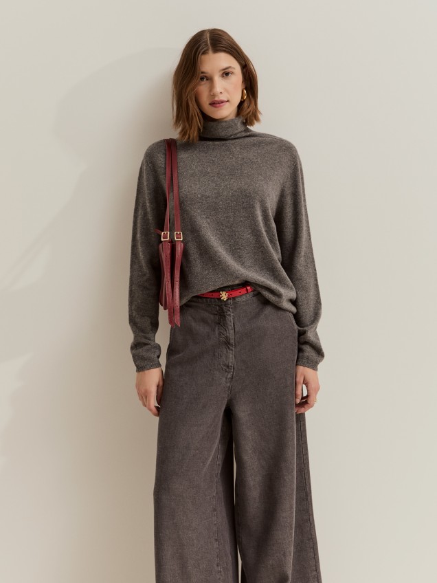 Shimmering turtleneck sweater - Image product