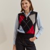 Woolen vest with diamond pattern