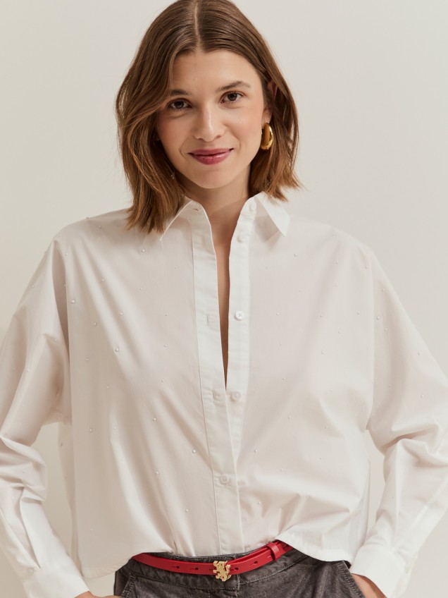 Camisa cropped com pedras