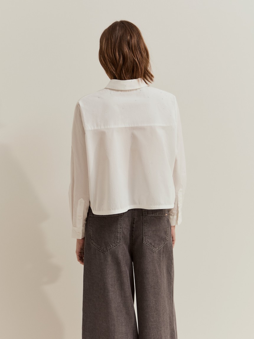 Camisa cropped com pedras