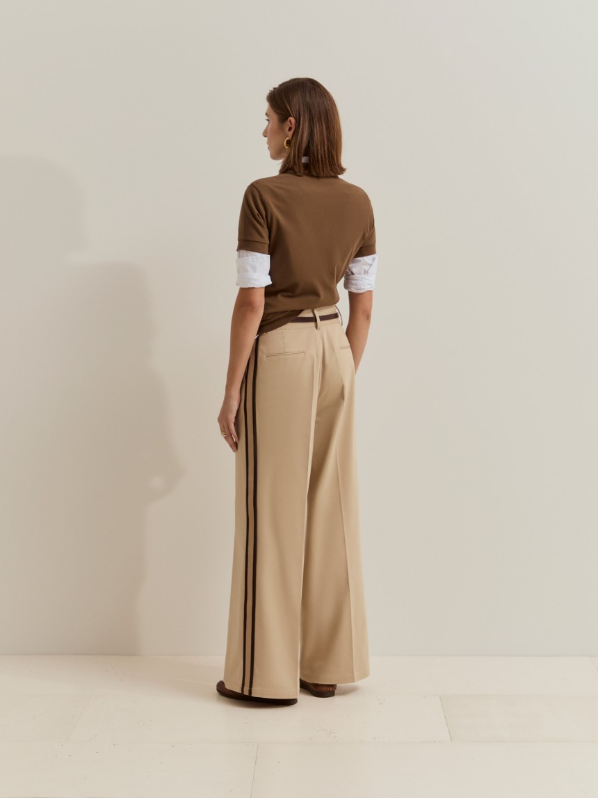 Wide leg trousers in technical fabric