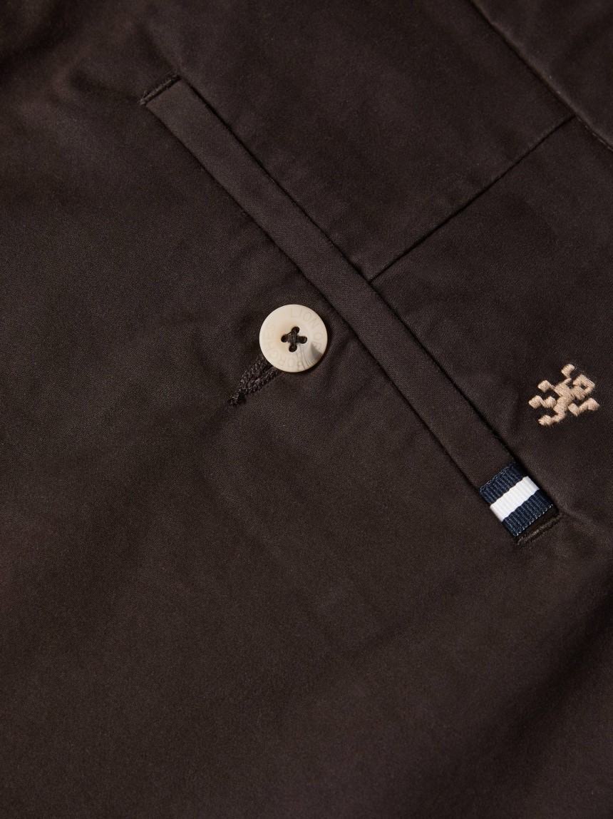 Pantalones chino de corte regular