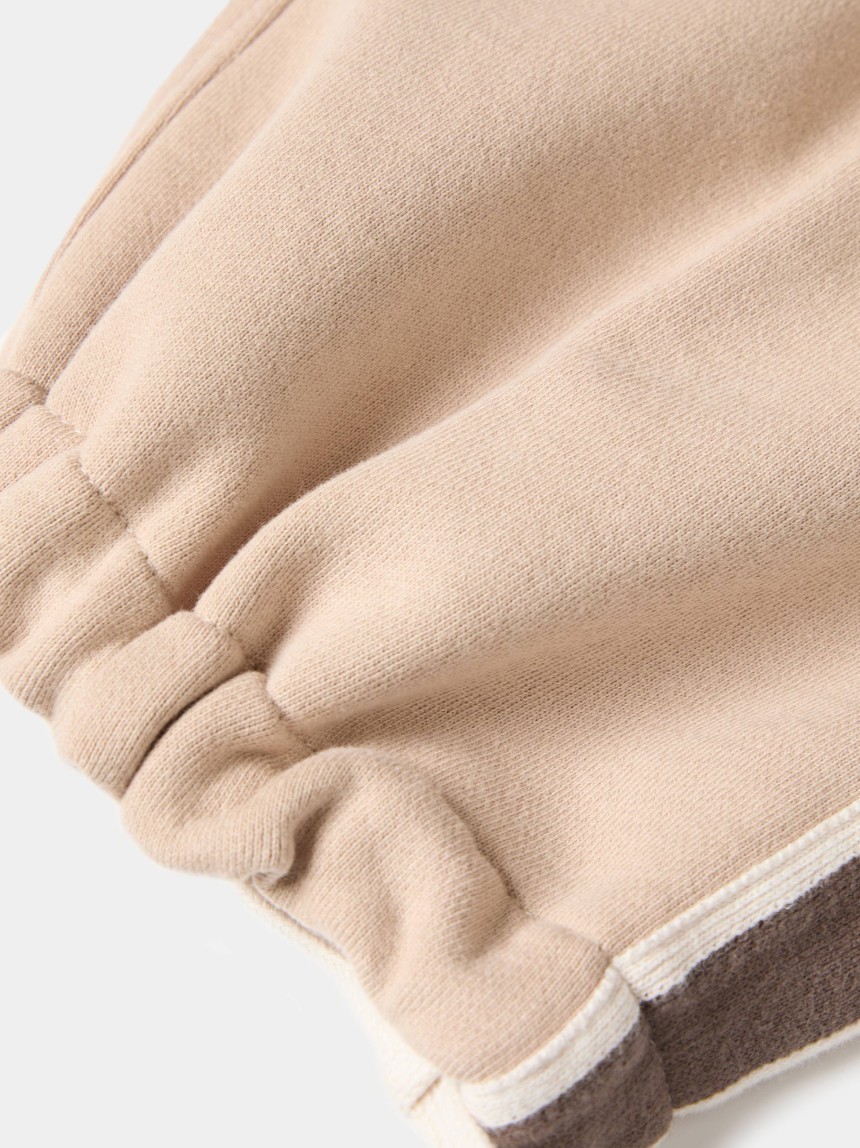 Pantalones de punto a rayas
