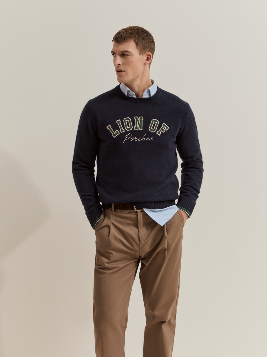 Wool sweater with logo