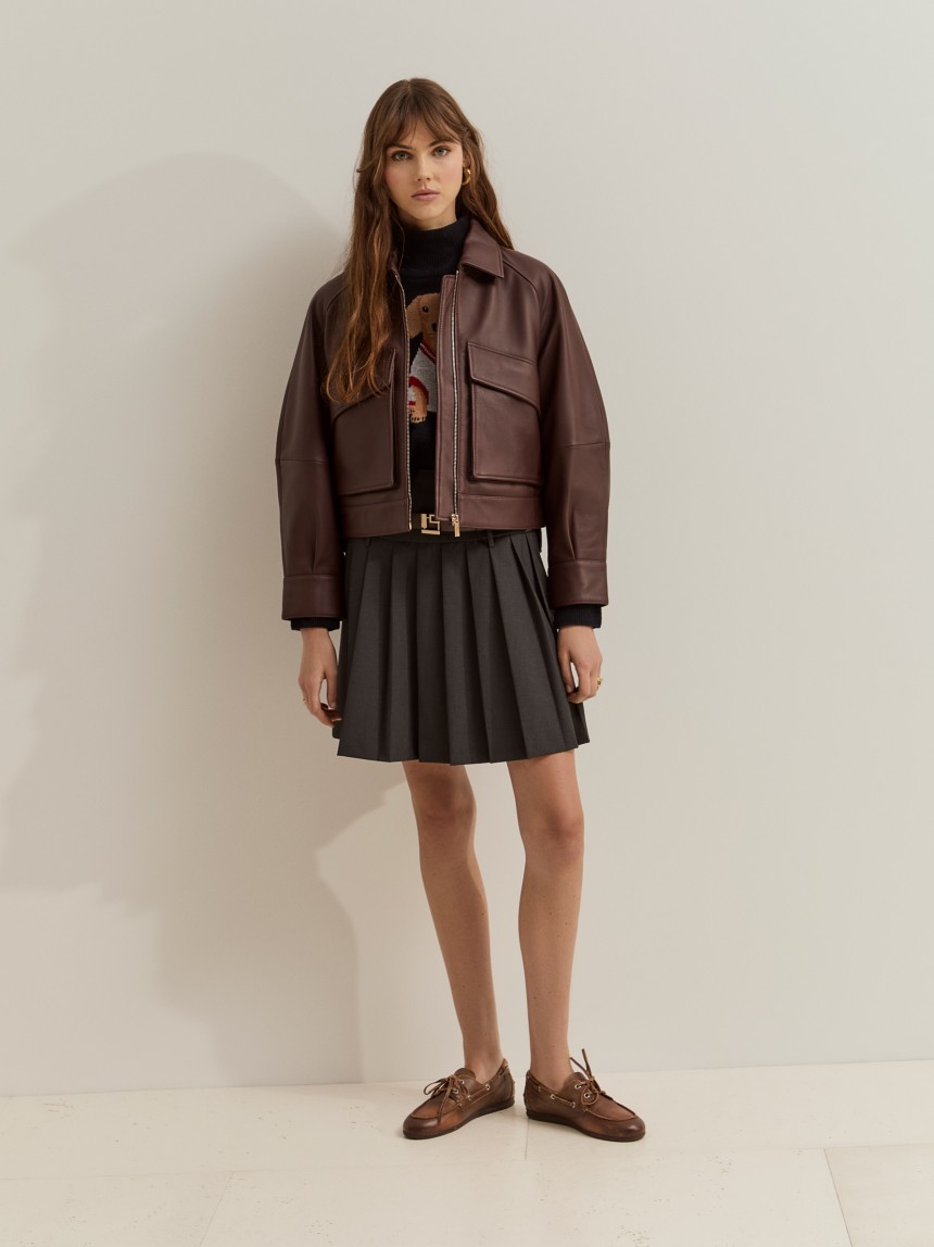 Chaqueta de piel con bolsillos