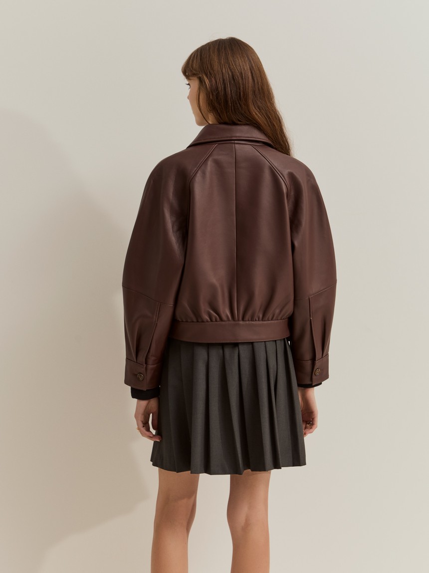 Chaqueta de piel con bolsillos