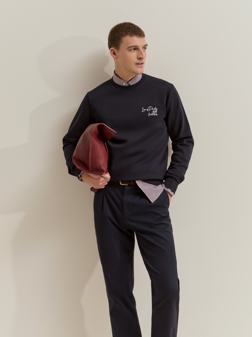 Sweater com bordado