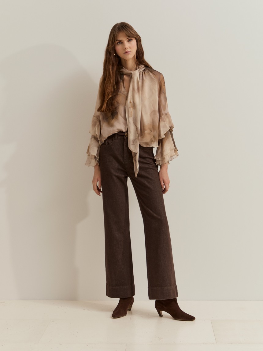 Wide-leg jeans