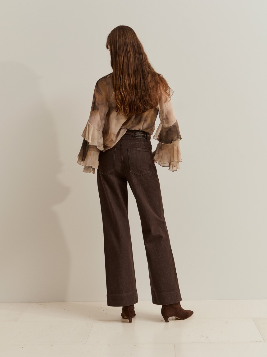 Wide-leg jeans
