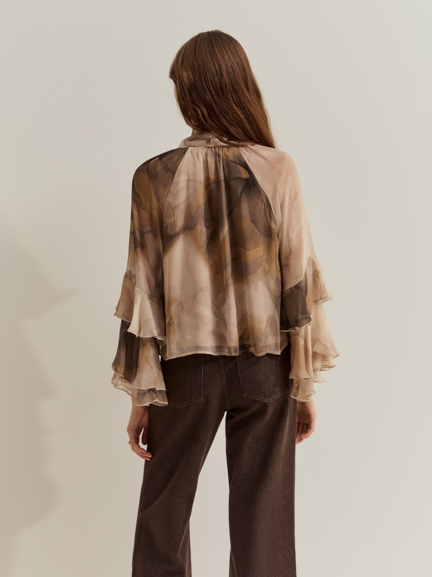 Printed blouse with bow