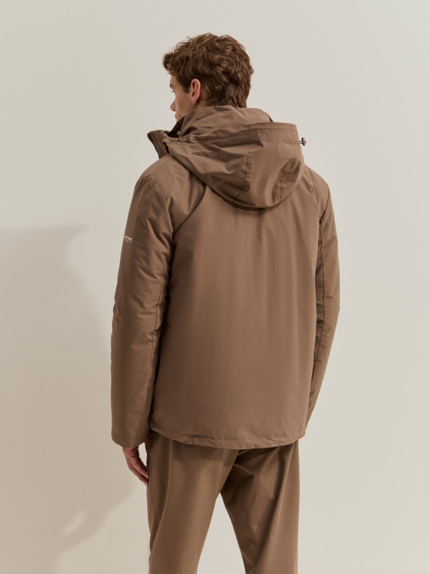 Chaqueta acolchada con capucha