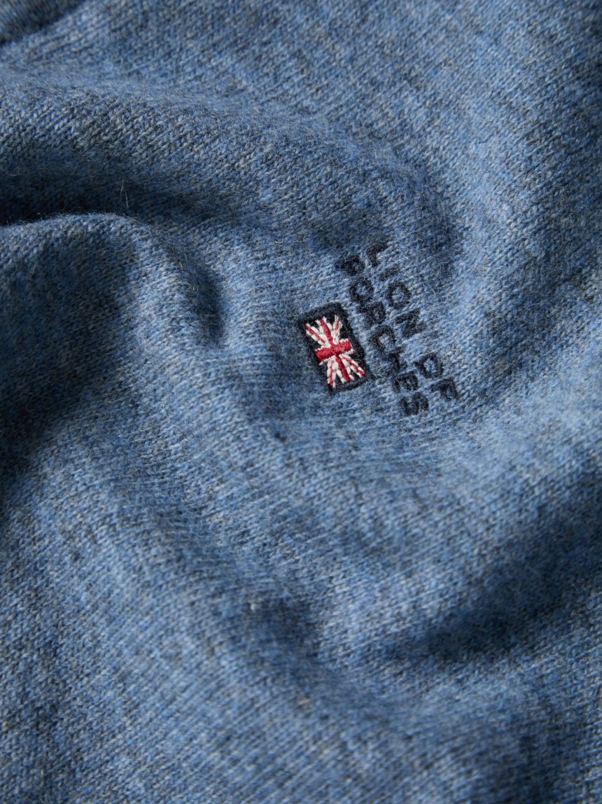 Half-zip jumper made of wool