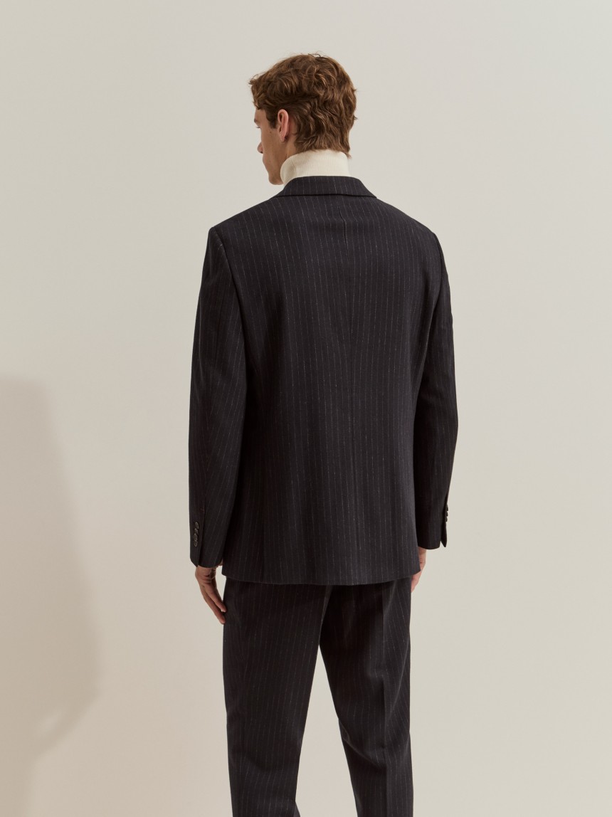 Blazer risca de giz com l�