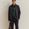 Chaqueta con capucha