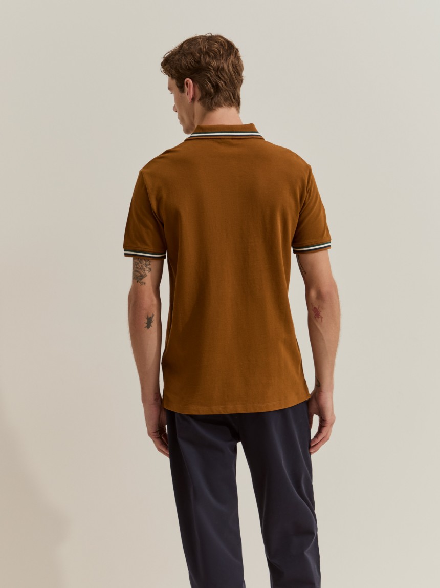 Polo piqu� com riscas