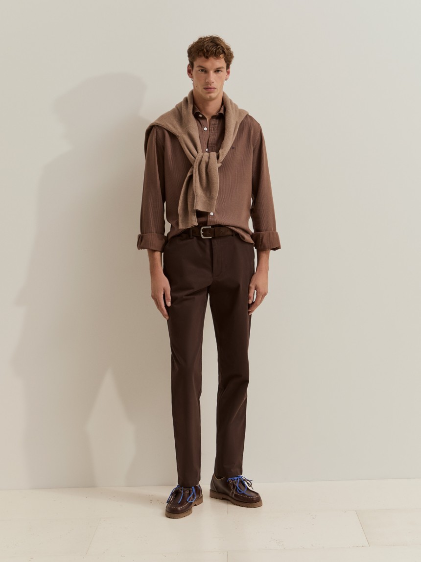 Cal�as chino regular fit