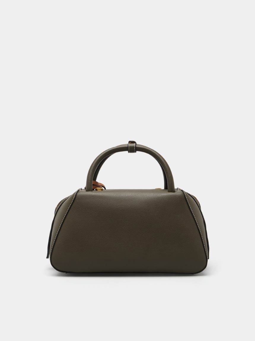Mala de m�o com charm