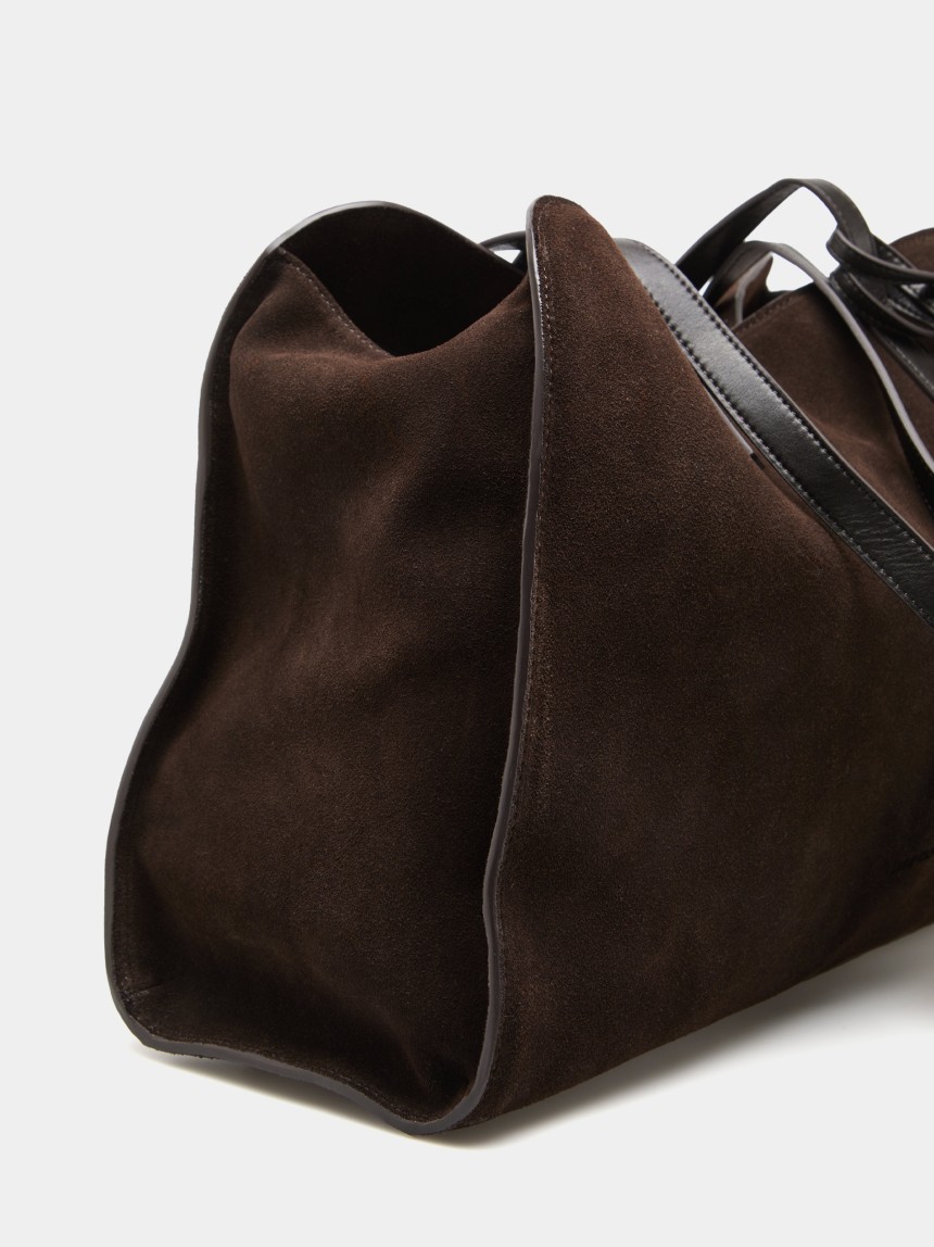 Suede tote bag with charm