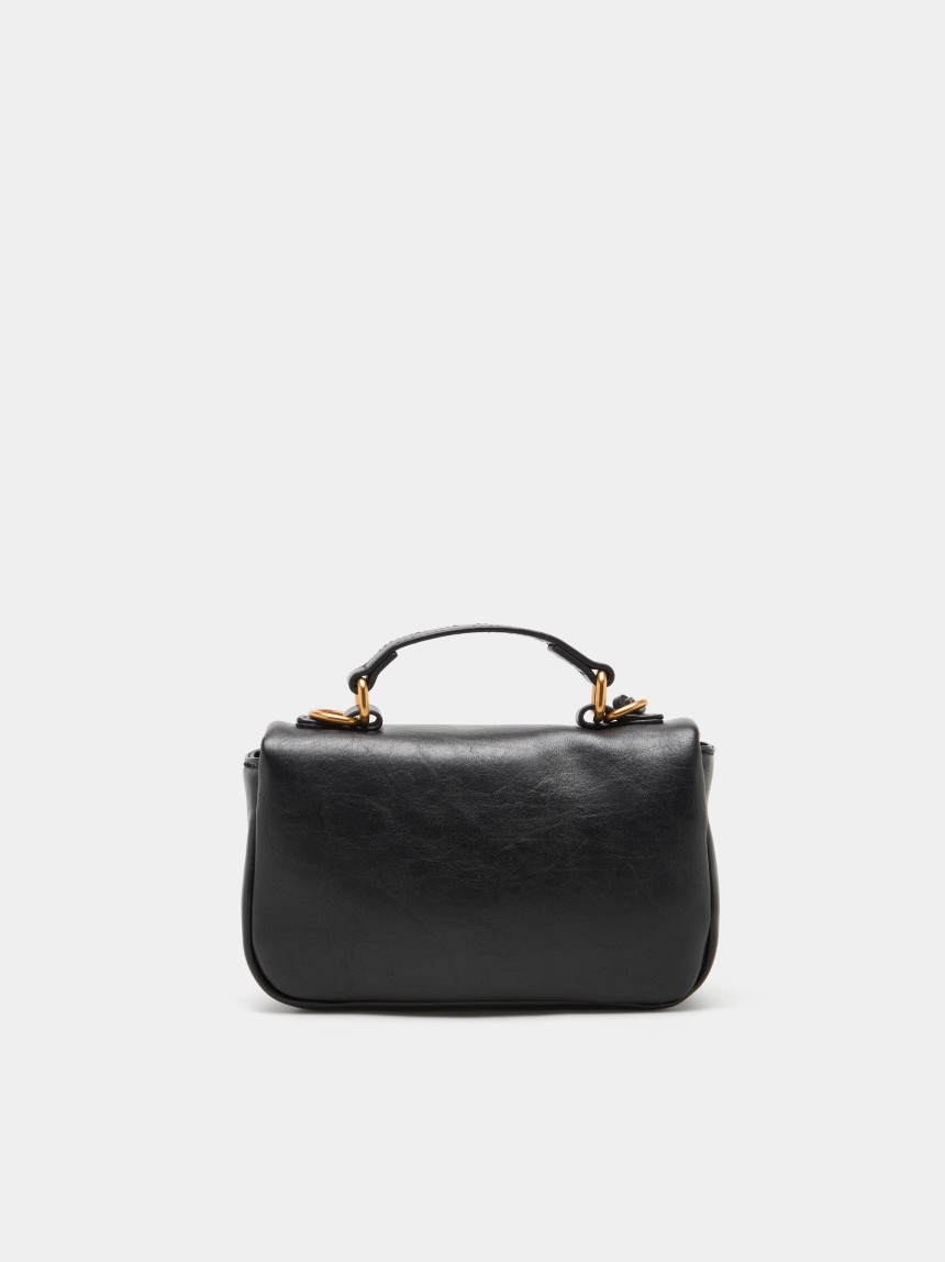 Bolso bandolera con colgante