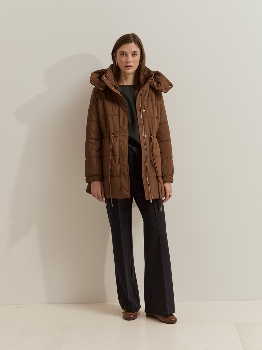 Sudadera acolchada con capucha