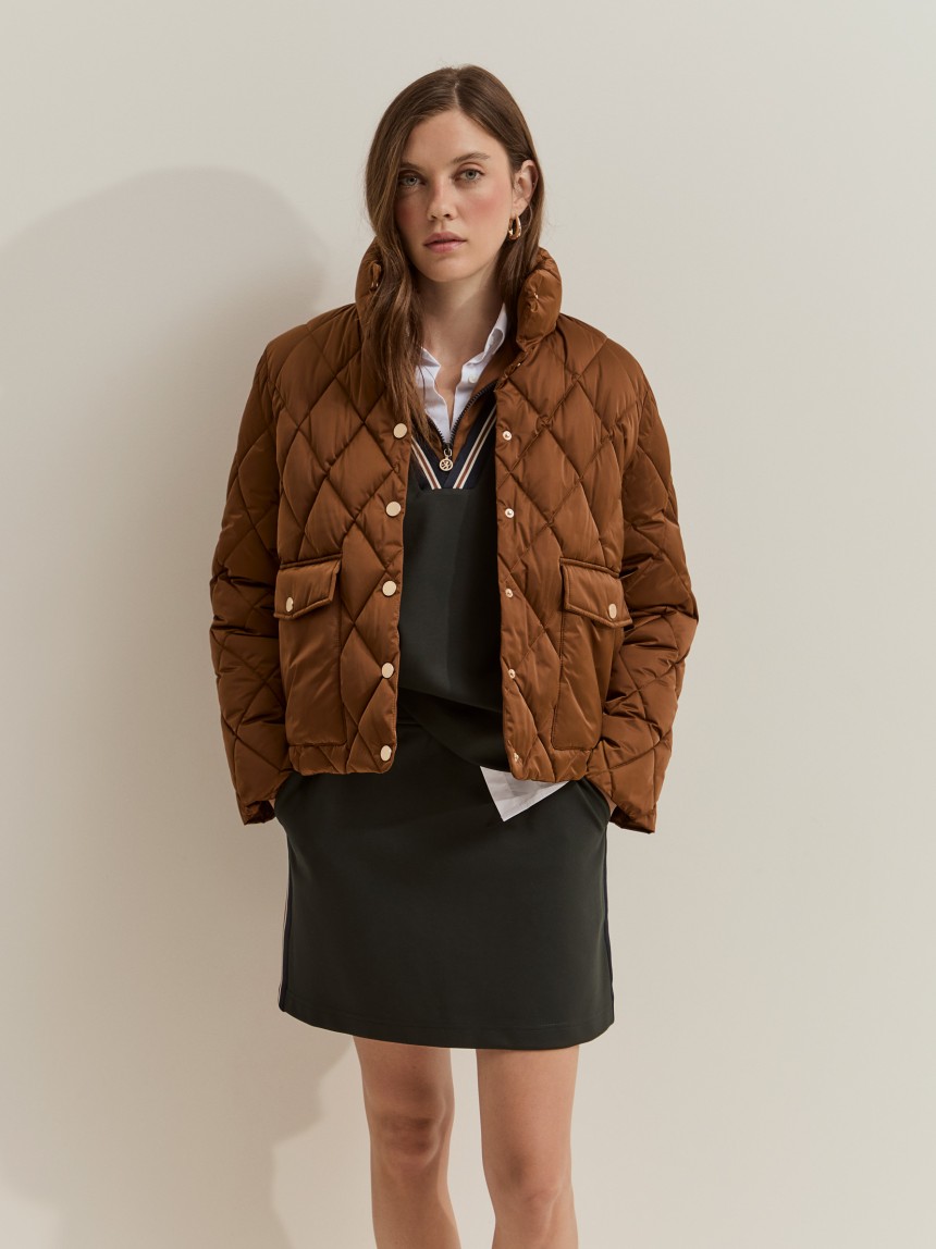 Blus�o acolchoado com losangos