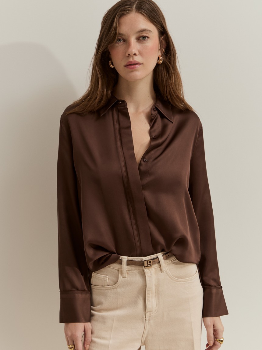 Camisa acetinada