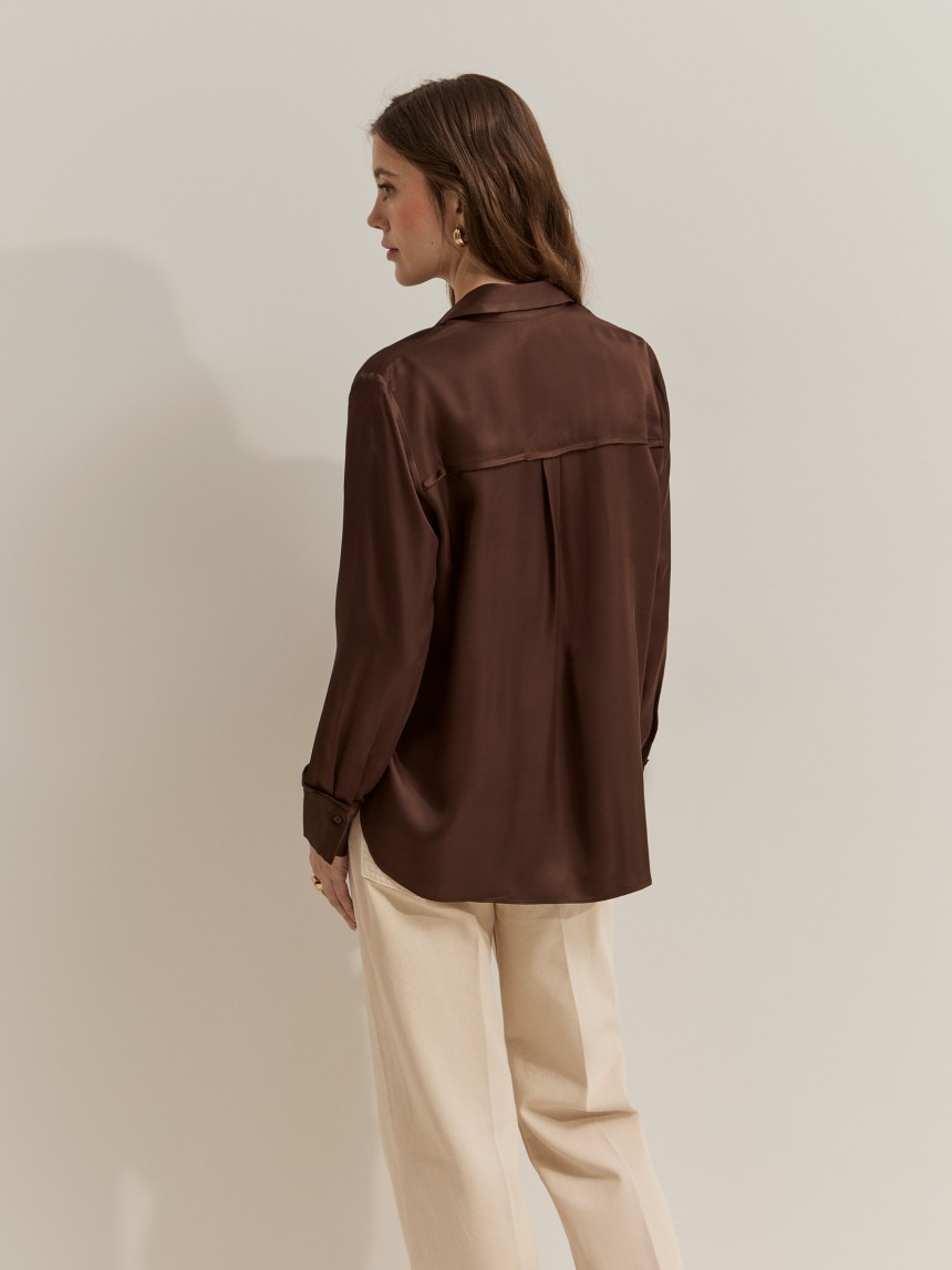 Camisa acetinada