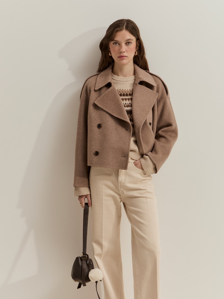 Chaqueta corta de lana
