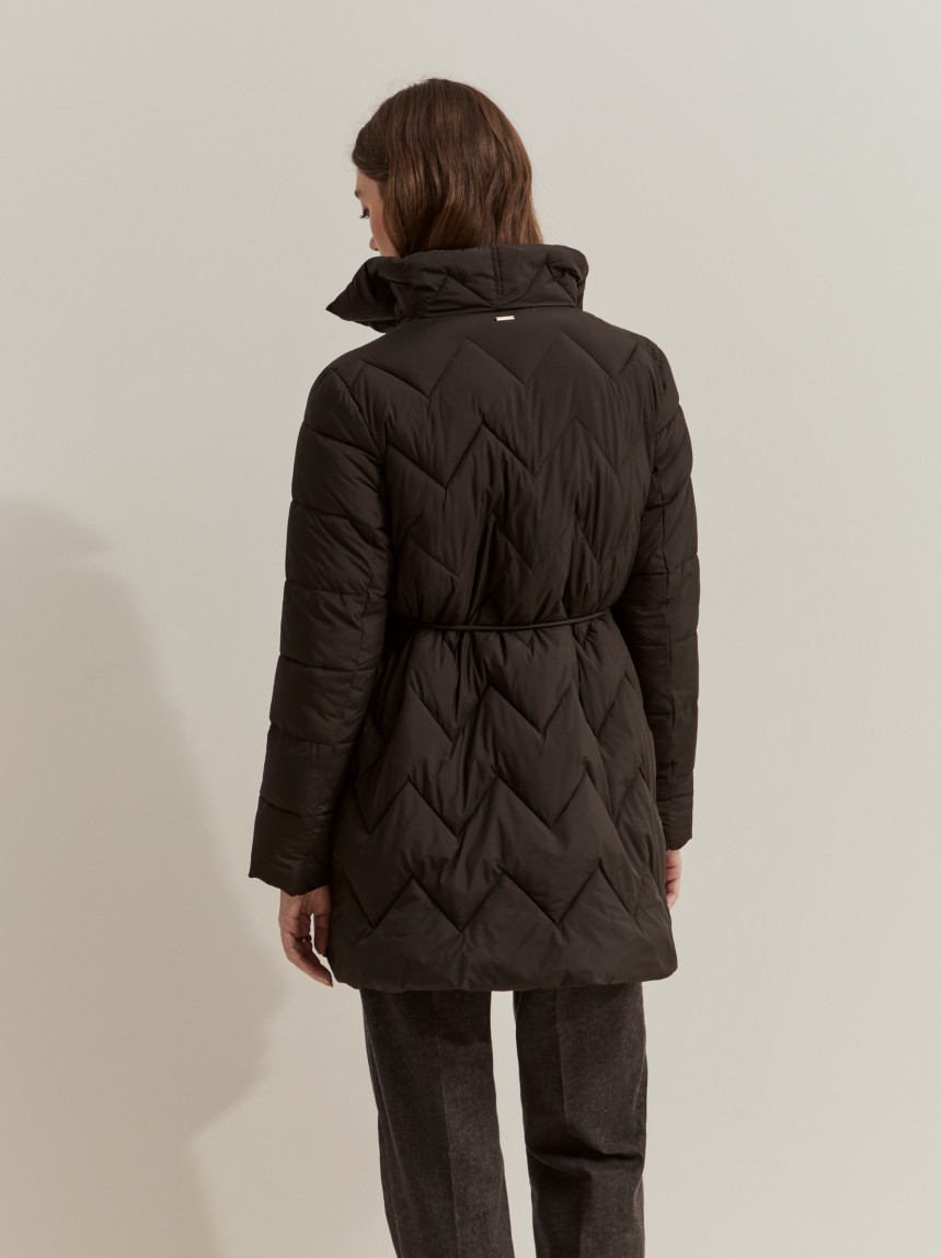 Quilted jacket with a belt