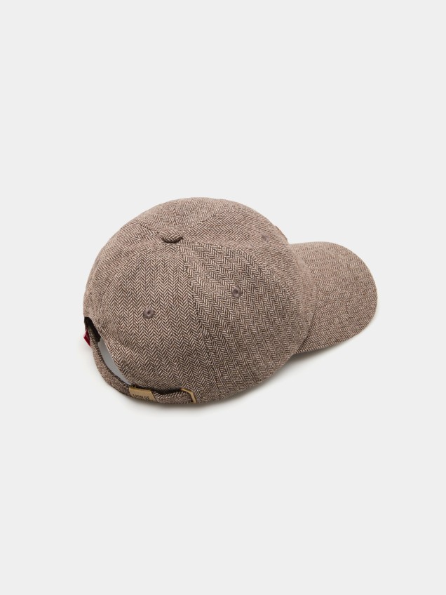 Wool cap with a herringbone pattern - Image product
