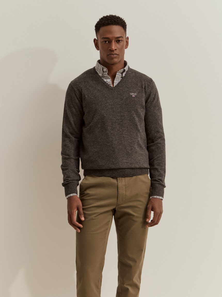 Woolen pullover