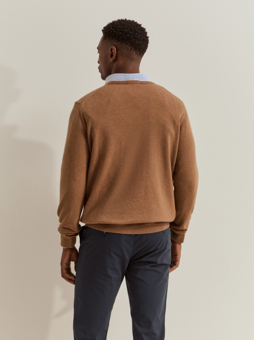 Woolen pullover