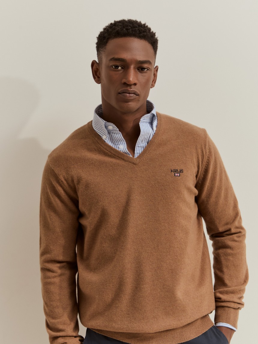 Woolen pullover
