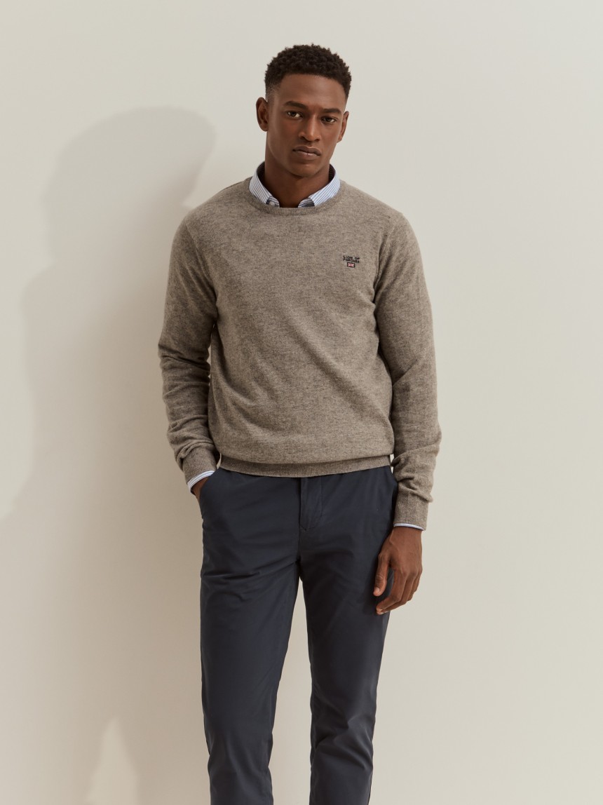 Basic woollen jumper