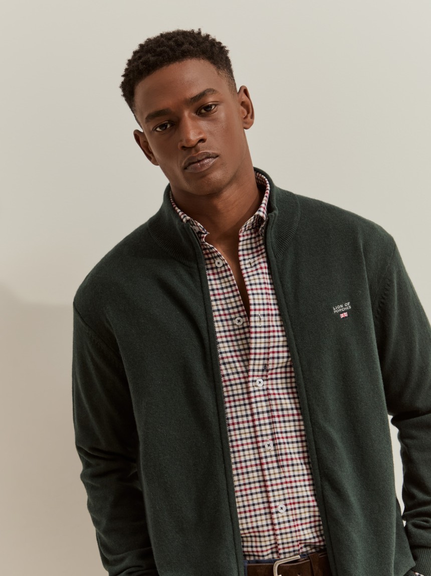 Knitted coat with wool
