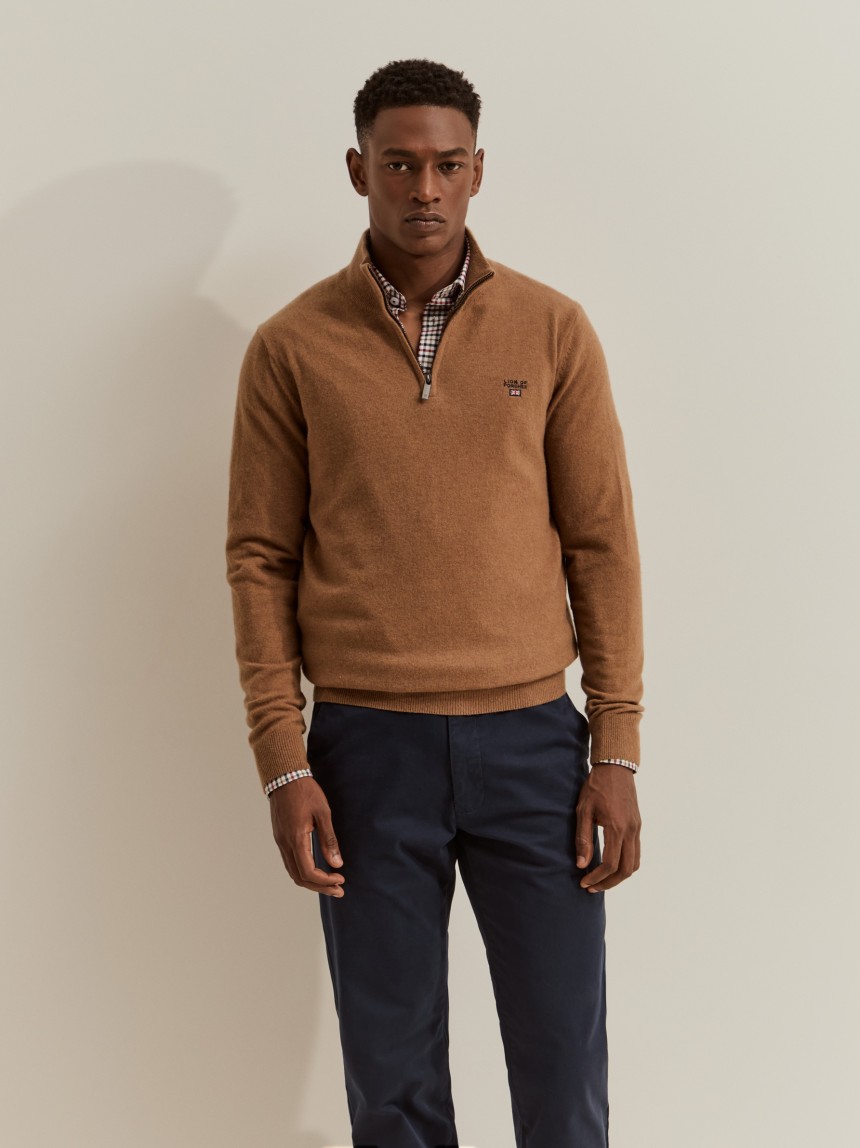 Half-zip jumper made of wool
