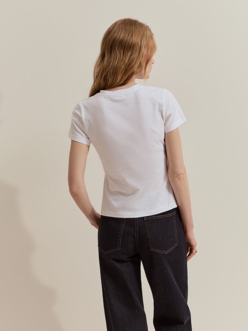 Short-sleeved T-shirt