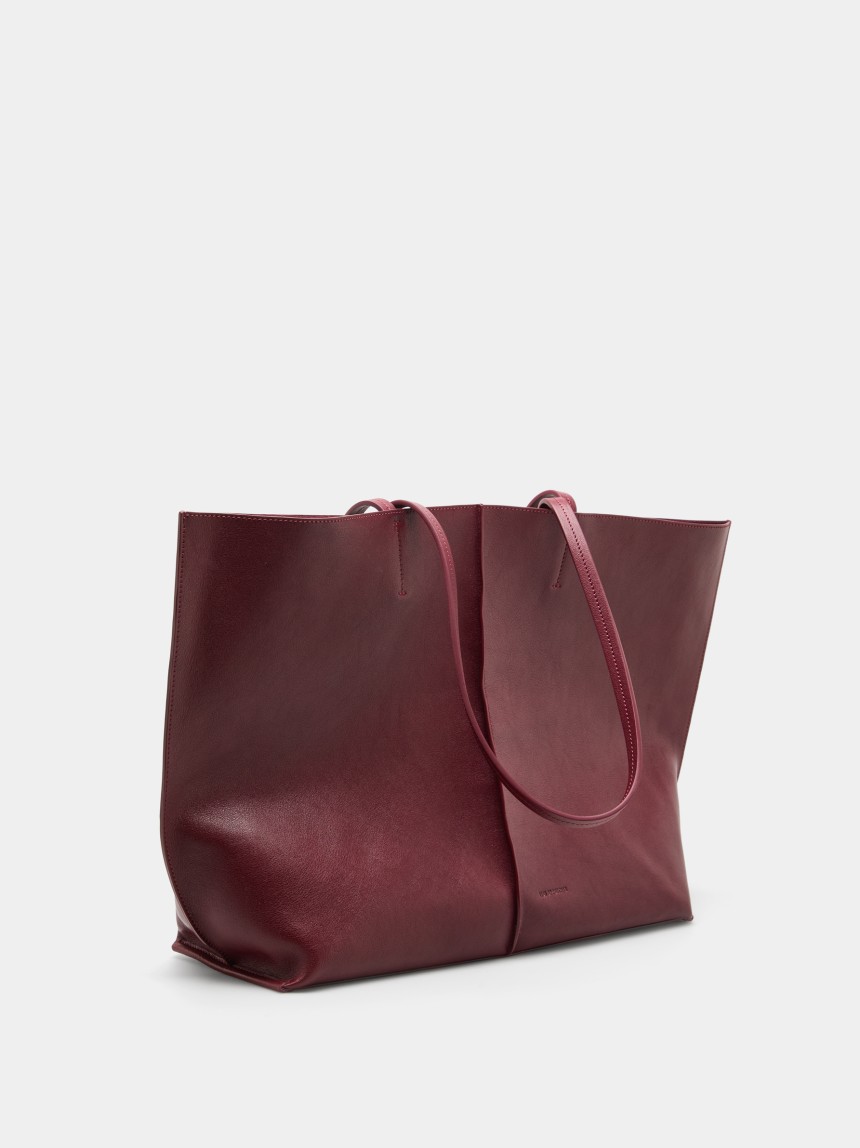 Leather tote bag