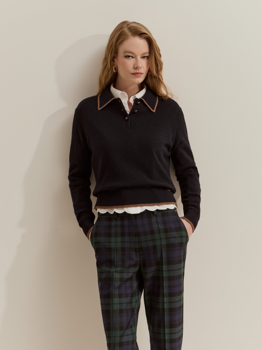 Polo texturizado de lana