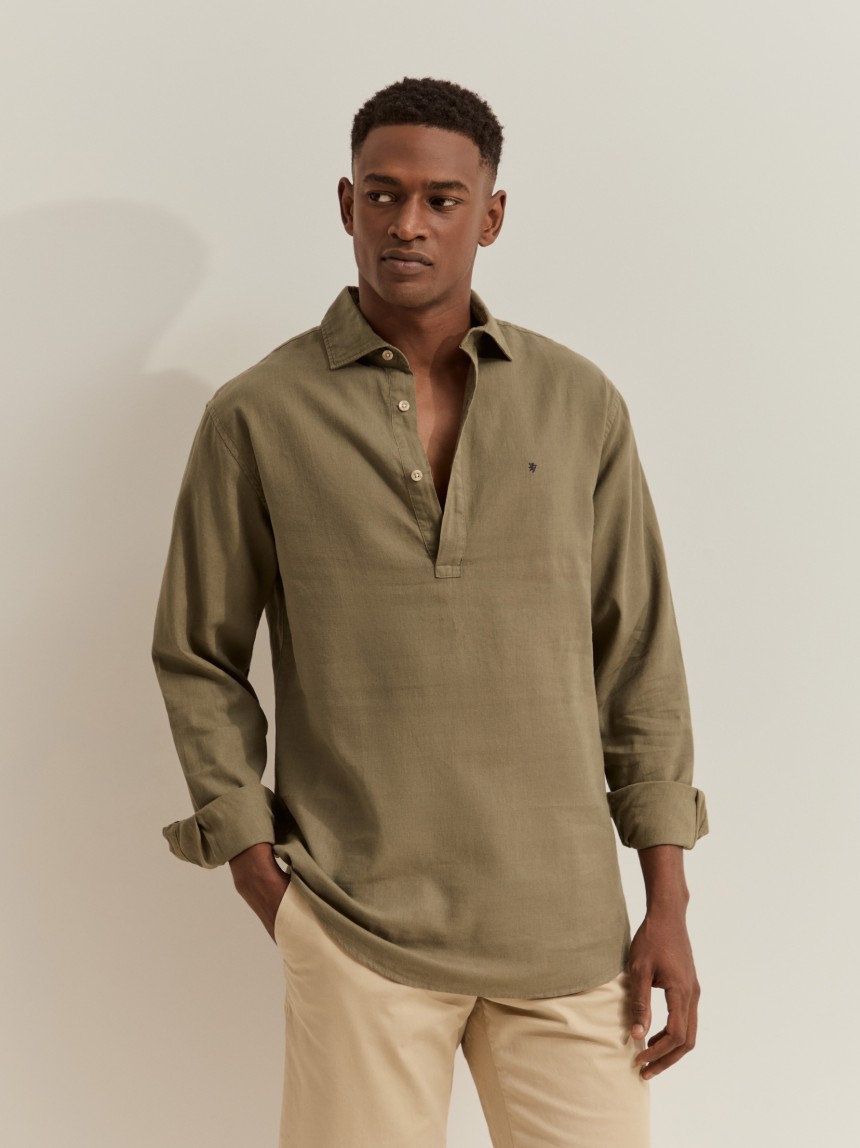 Camisa polo em linho e algod�o