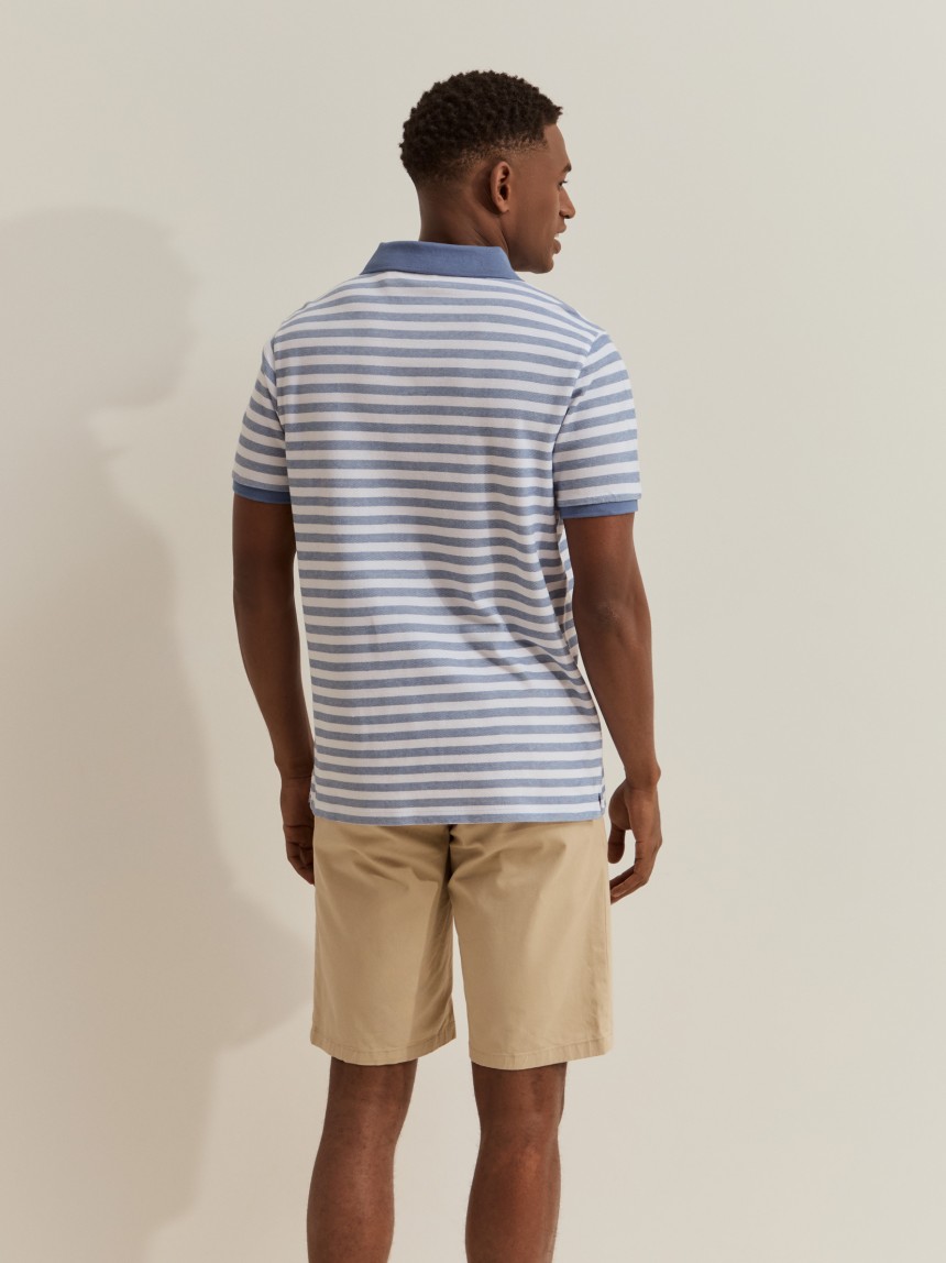 Camisa polo a rayas