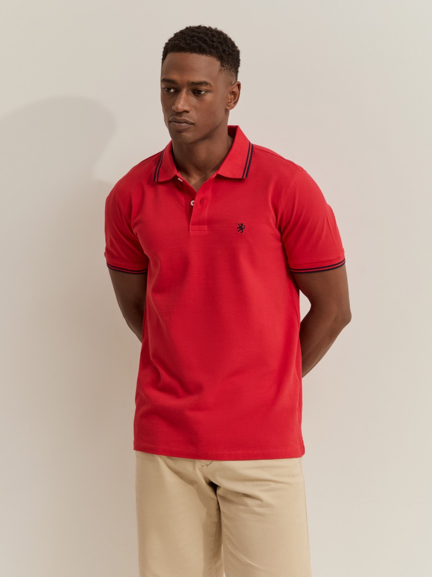Polo piqu� slim fit com riscas